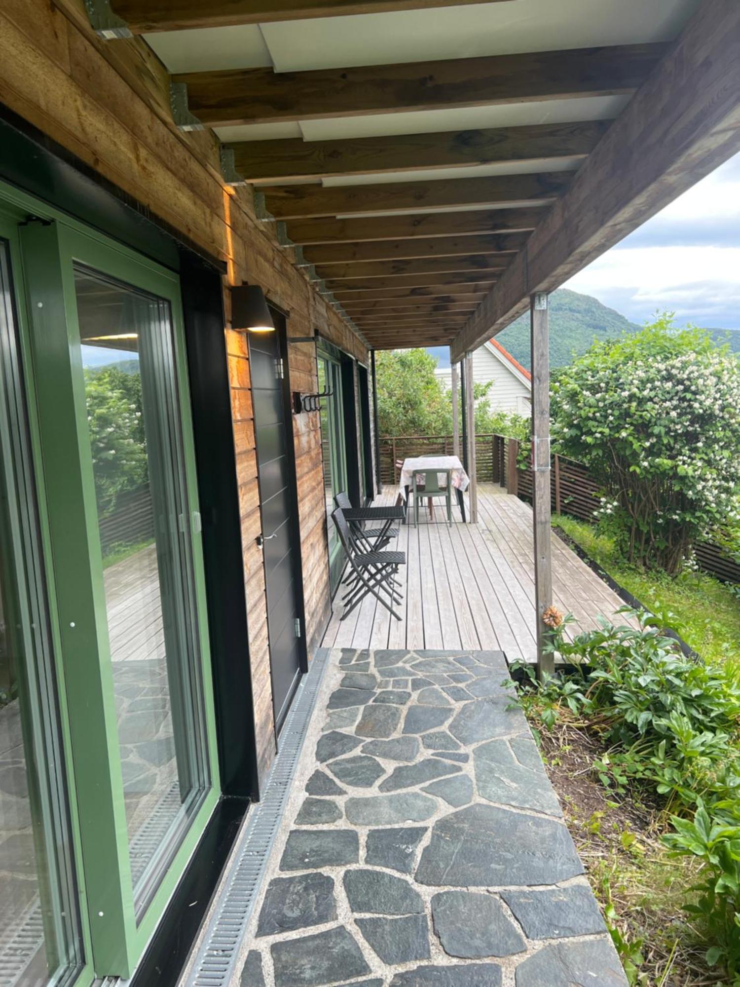 Fin Leilighet Med Parkering! Bergen Exterior foto